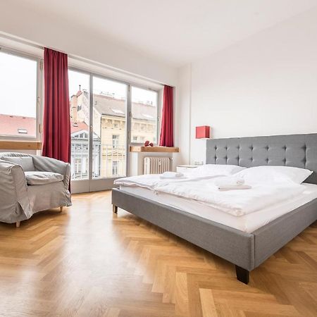 Merkur Apartments Прага Экстерьер фото