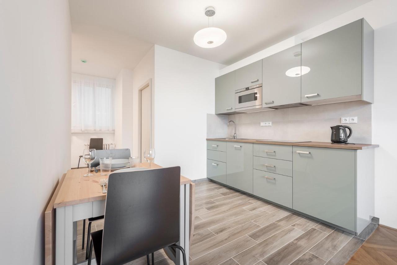 Merkur Apartments Прага Экстерьер фото