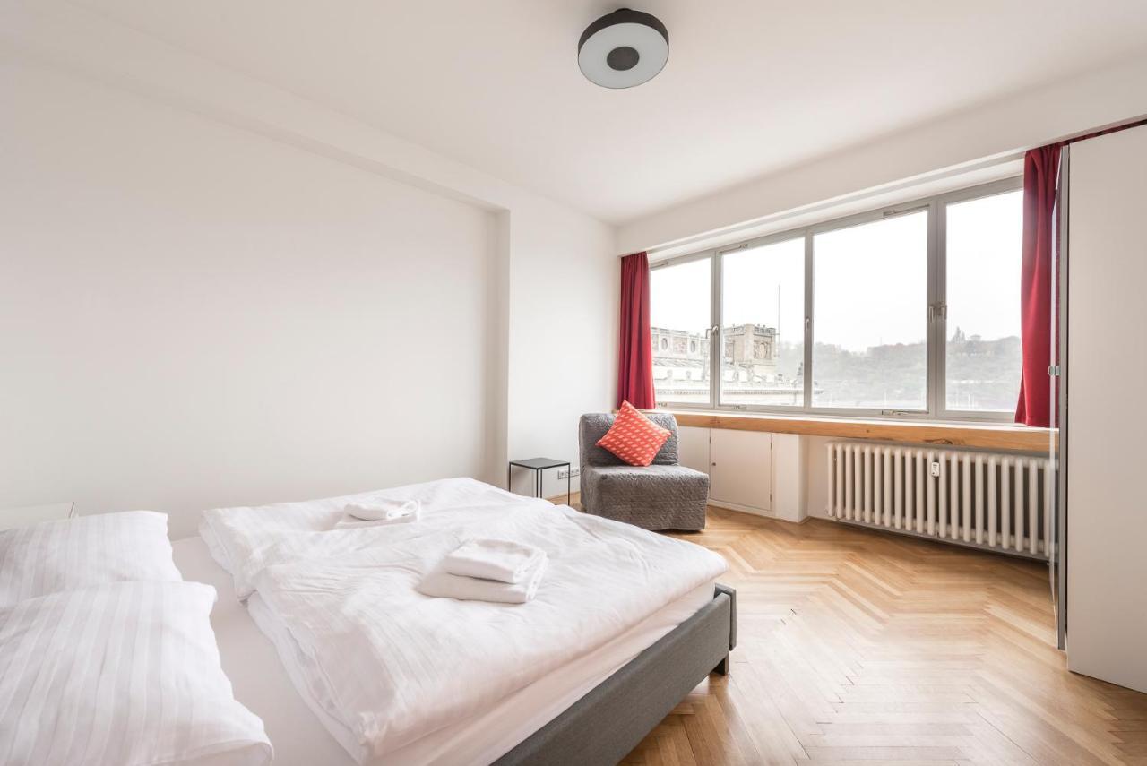 Merkur Apartments Прага Экстерьер фото